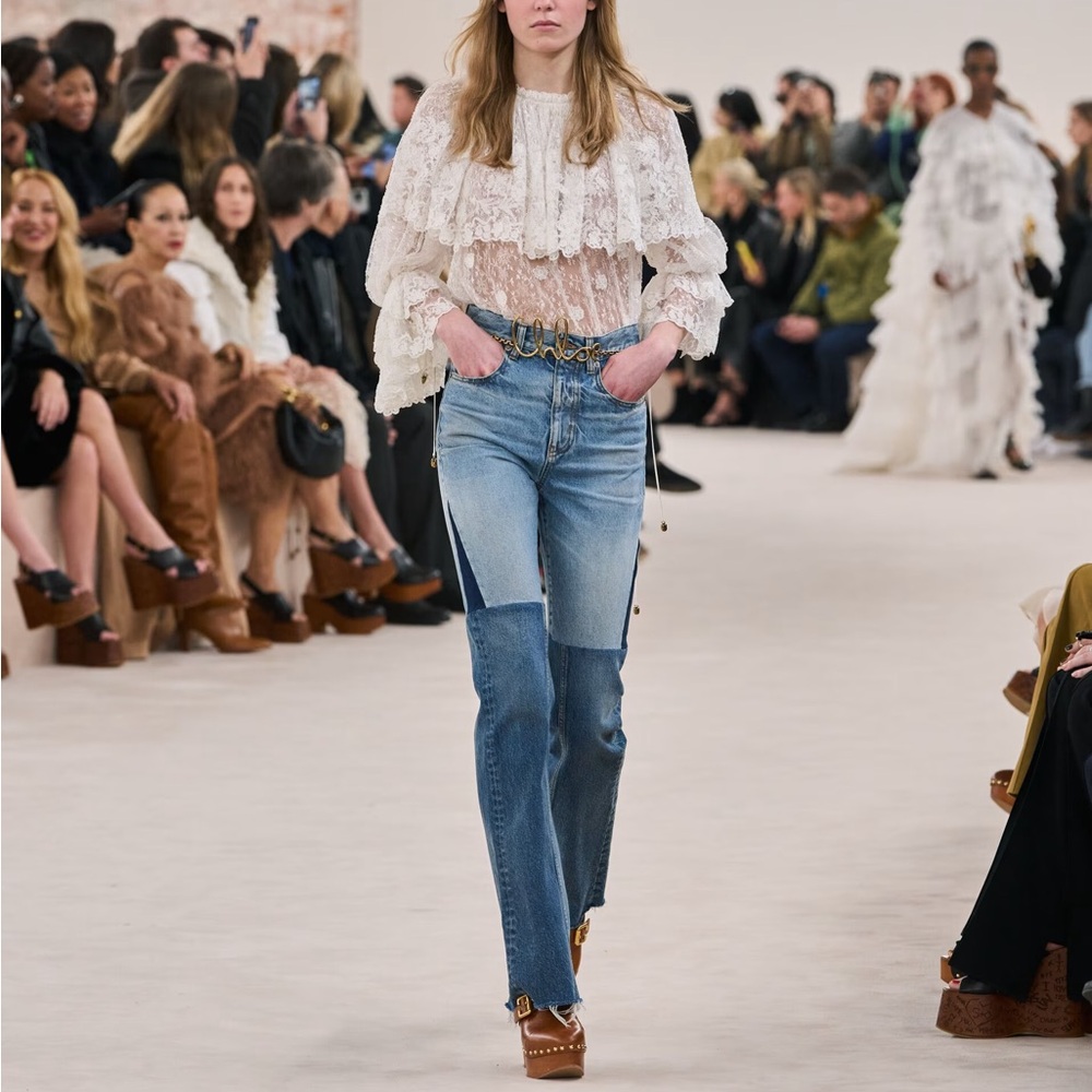 ✨ NWT CHLOE fall 2024 FLARED PATCHWORK JEANS IN DENIM - Picture 2 of 11